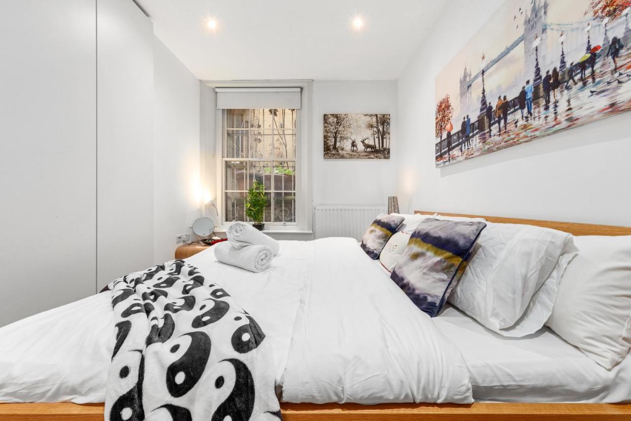 3-Bedroom Flat In London Sleeps 14 Hy1 Exterior photo